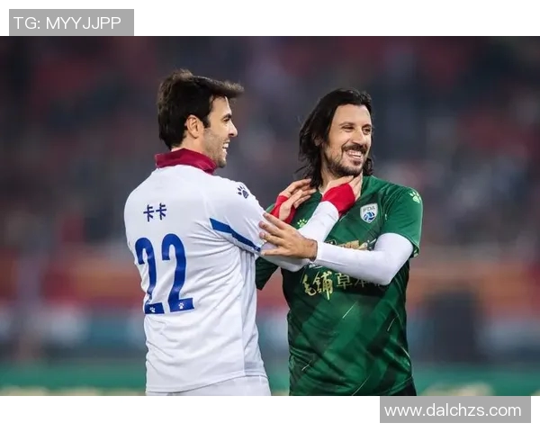 世界超级球星足球赛精彩对决 全球顶尖球员同场竞技争锋