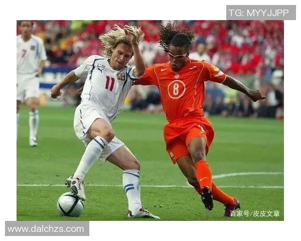 足球传奇再现：经典老球星回顾与历史足坛辉煌时刻合集